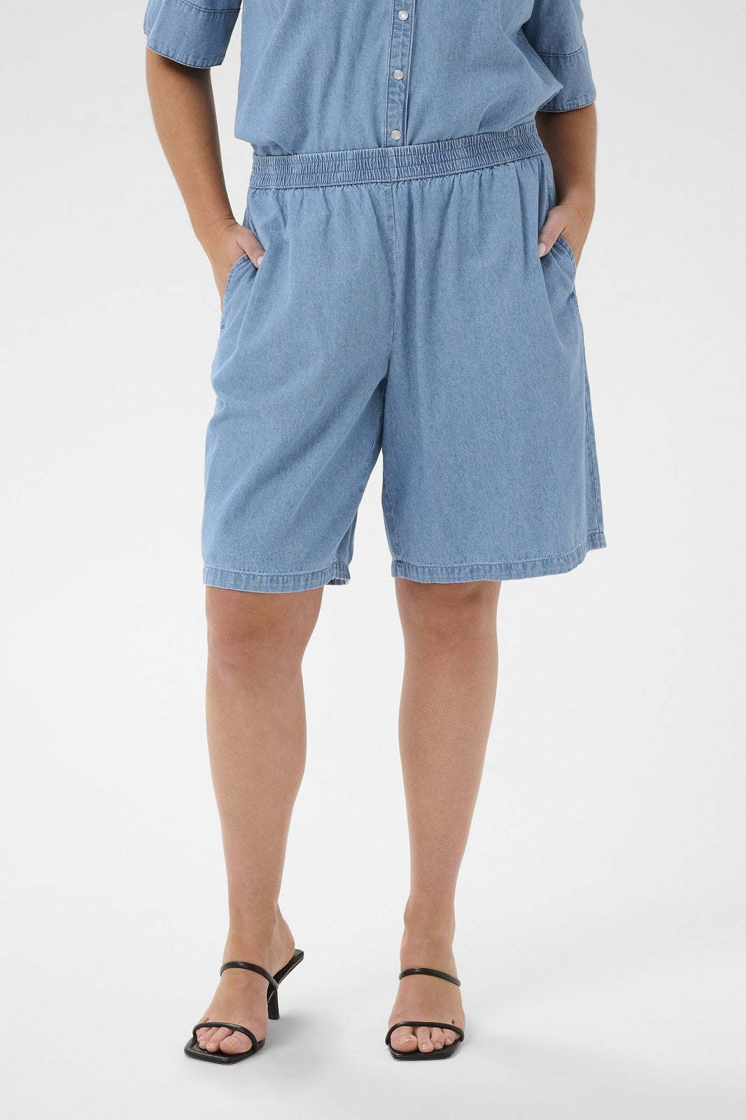 SHORT - JADA