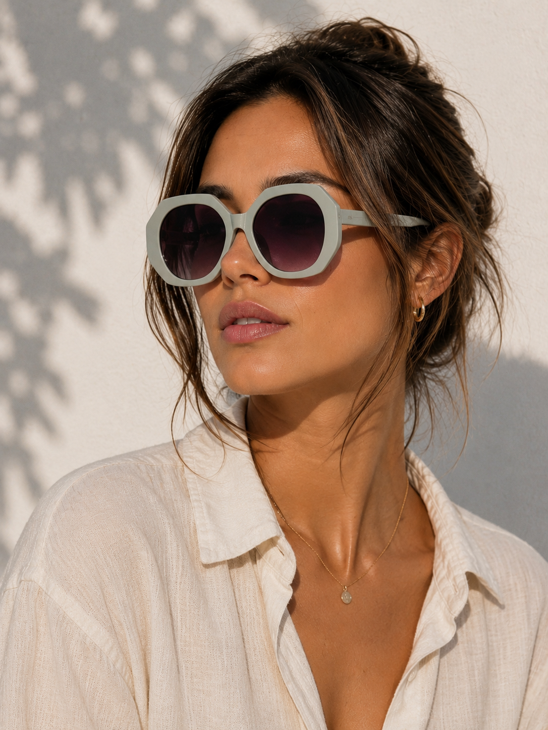 SUNGLASSES