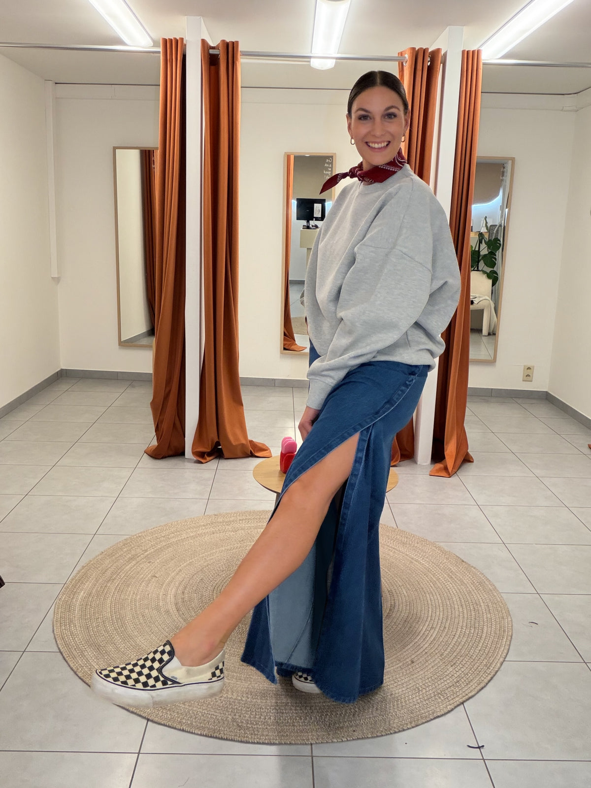 BROEK - TEASER