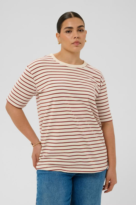 T-SHIRT - WINNIE