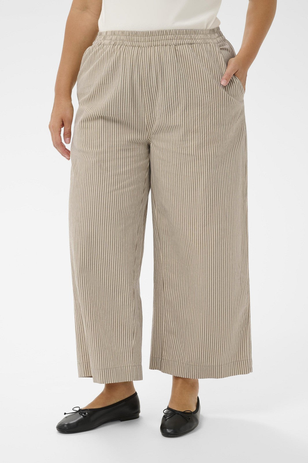 PANTS - NANA