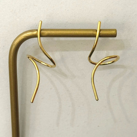 EARRING